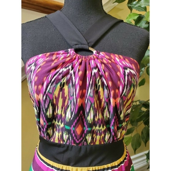 Emma & Michelle Medium Halter Tie Maxi Dress - Picture 5 of 12